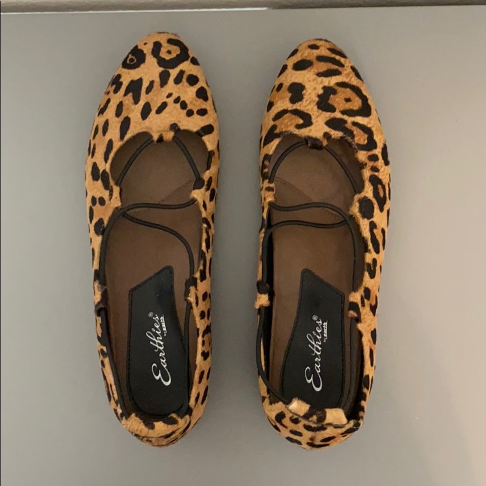 Earthies ‘Essen’ Ghillie Flat in Cheetah Print